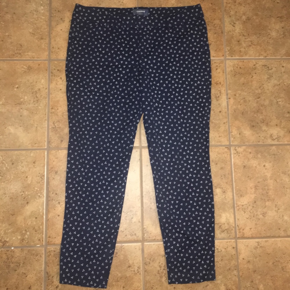SALE ❤️ NWOT Old Navy 💙 Pixie Navy Blue Pants 14